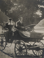 Vorschaubild von Fotografie "Friedrich von Esmarch in einer Kutsche"
